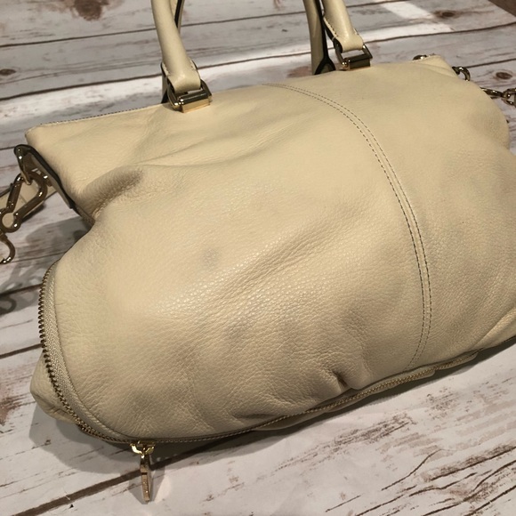 Vince Camuto Dean-Zip Compartment Pebbled Satchel - Picture 4 of 8